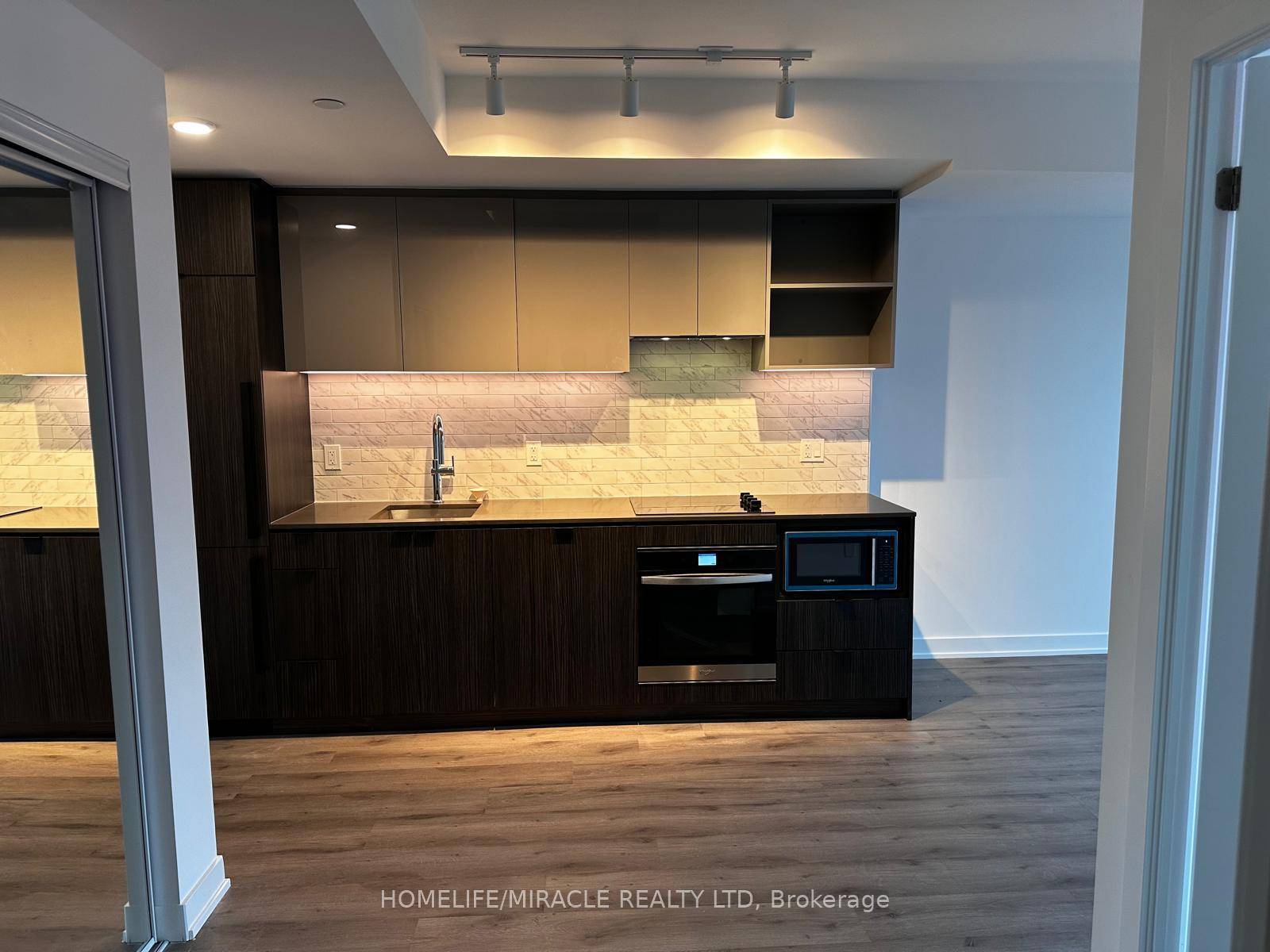 Brand New never lived in, Dundas Square's vibrant energy view, Luxury Higher floor, step into this stylish urban living with 1 Bedroom, 1 Bathroom with floor to celling windows for ...