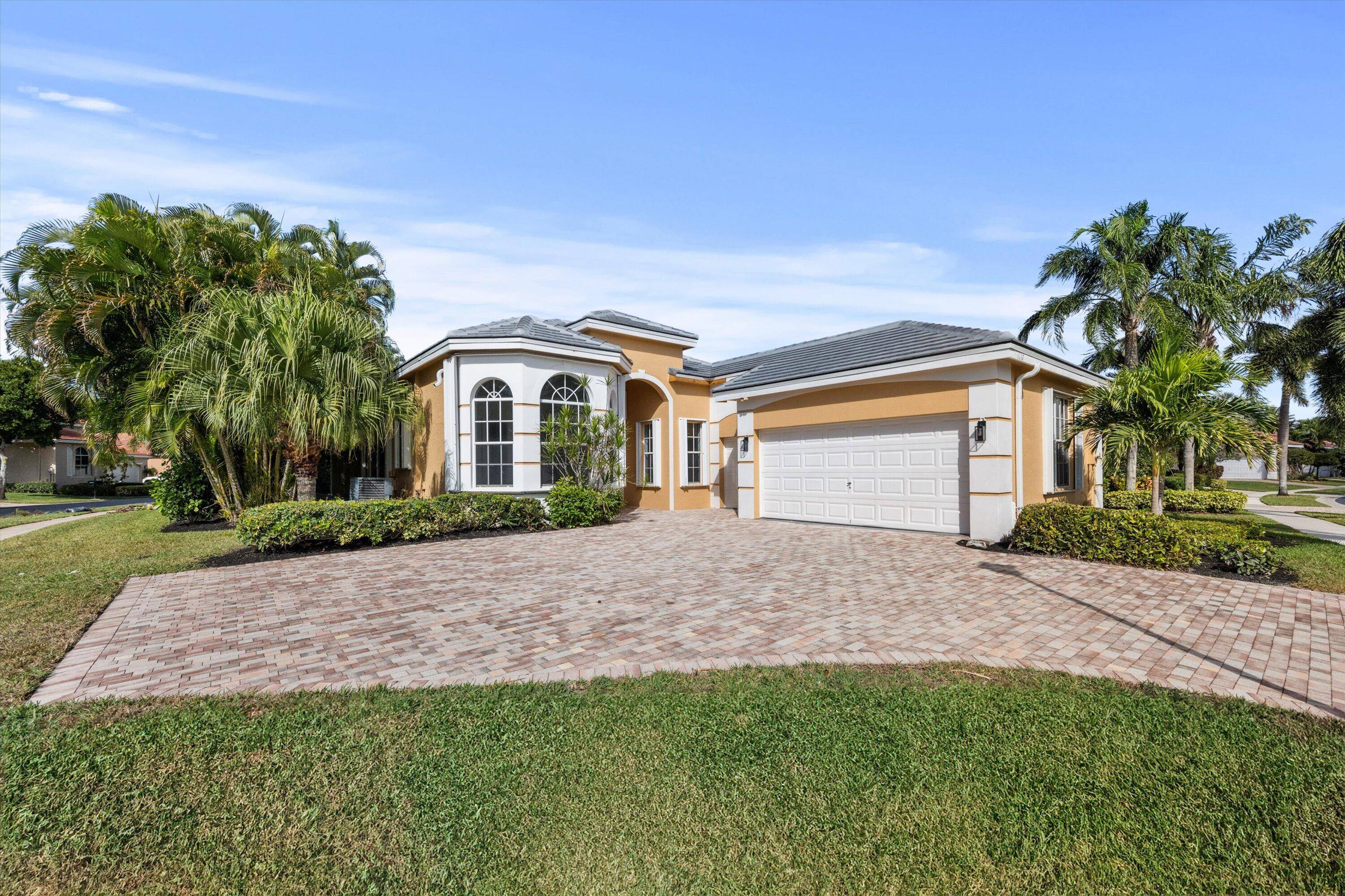 Welcome Home to Luxury in Imperial Isle at Wycliffe Golf Country Club !