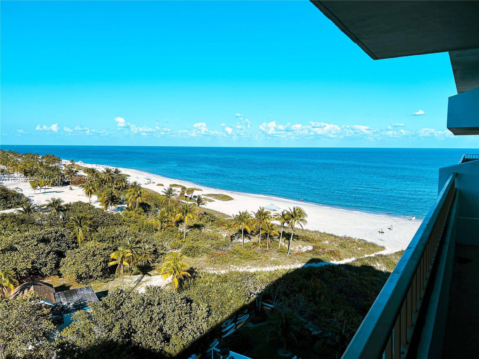 JUST SPETACULAR DIRECT OCEON VIEW EXPERIENCE PANORAMA SCENERY KEY BISCAYNE ACCESS TO SANDY BEACH, OCEAN FRONT LIVING.