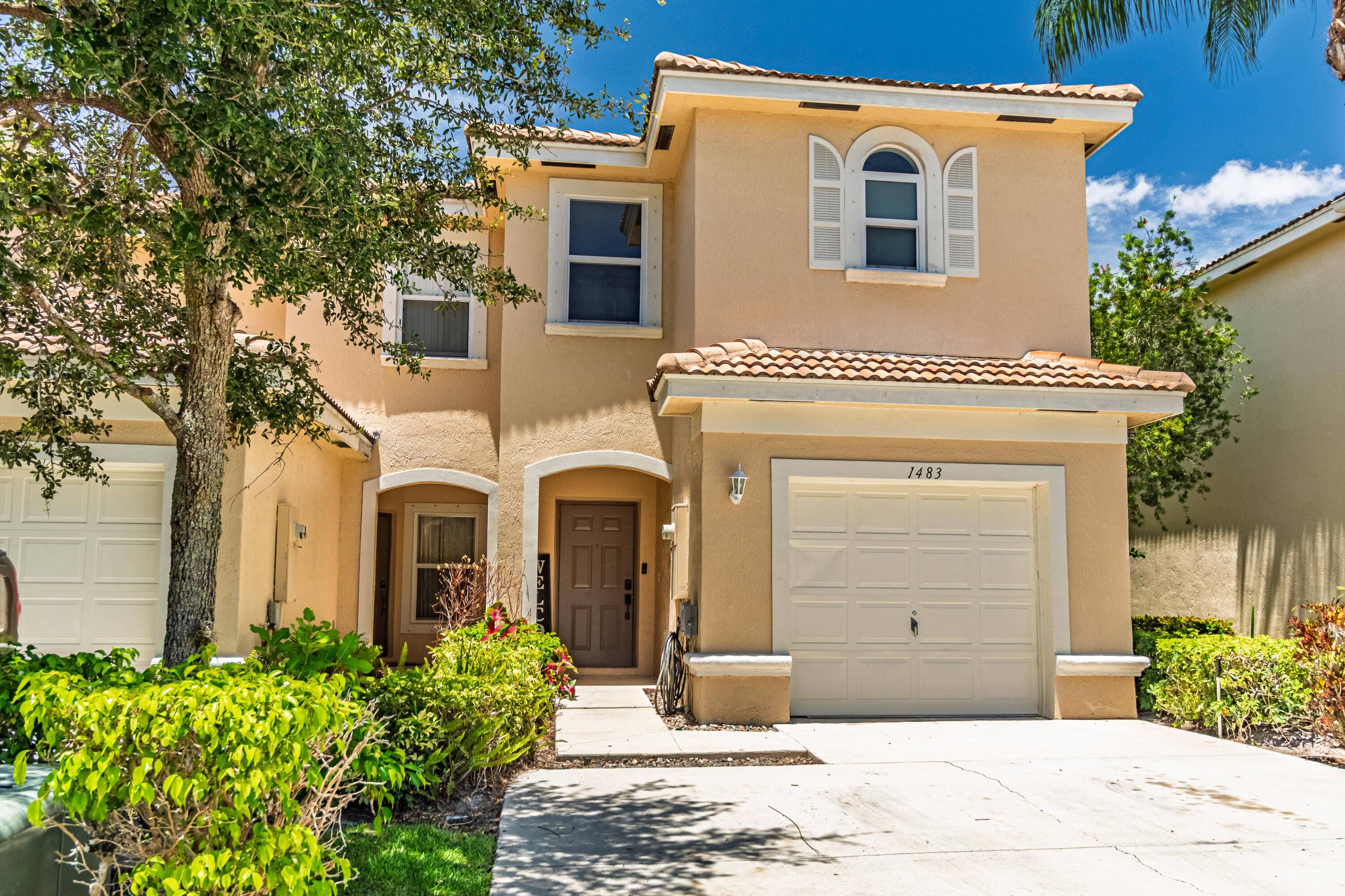 Welcome Home to this 3 Bed 2.