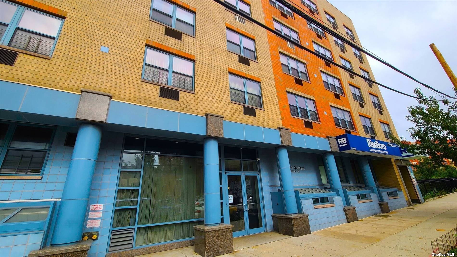Welcome to a 2 Bedroom, 1 bath unit with all the space you'd need to live and plenty of space to store with 4 closets, featuring well maintained bath and ...