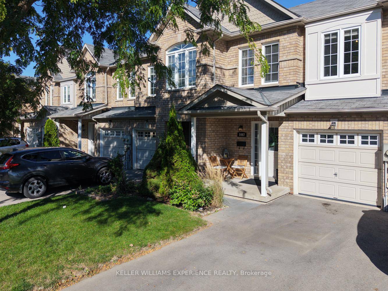 Welcome to 1087 Brook Gardens Marsh, Nestled on a quiet court with just 22 homes, this beautifully maintained townhouse is ideal for first time buyers or those looking to downsize.
