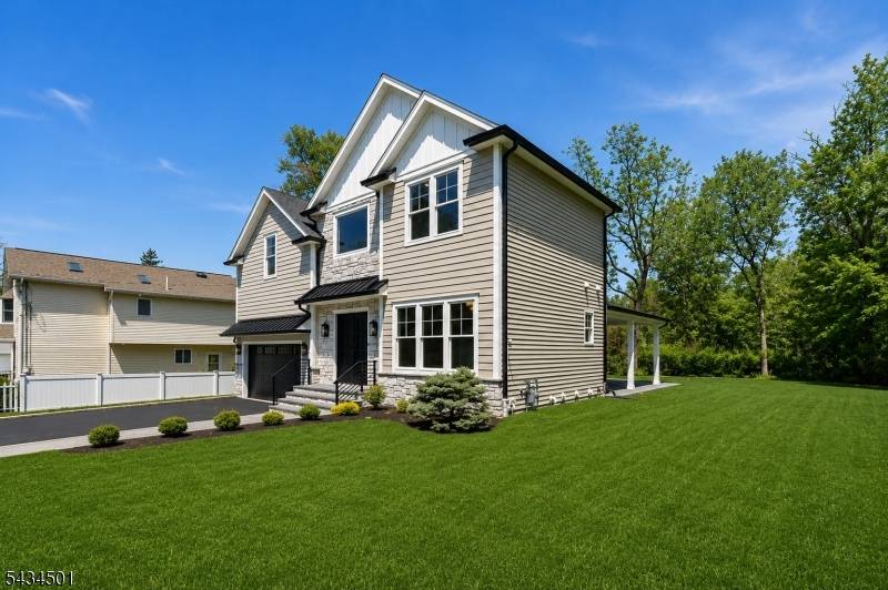 Welcome to 60 W Hobart Gap Rd by Gjoni Luxury Builders a stunning new construction offering approx.