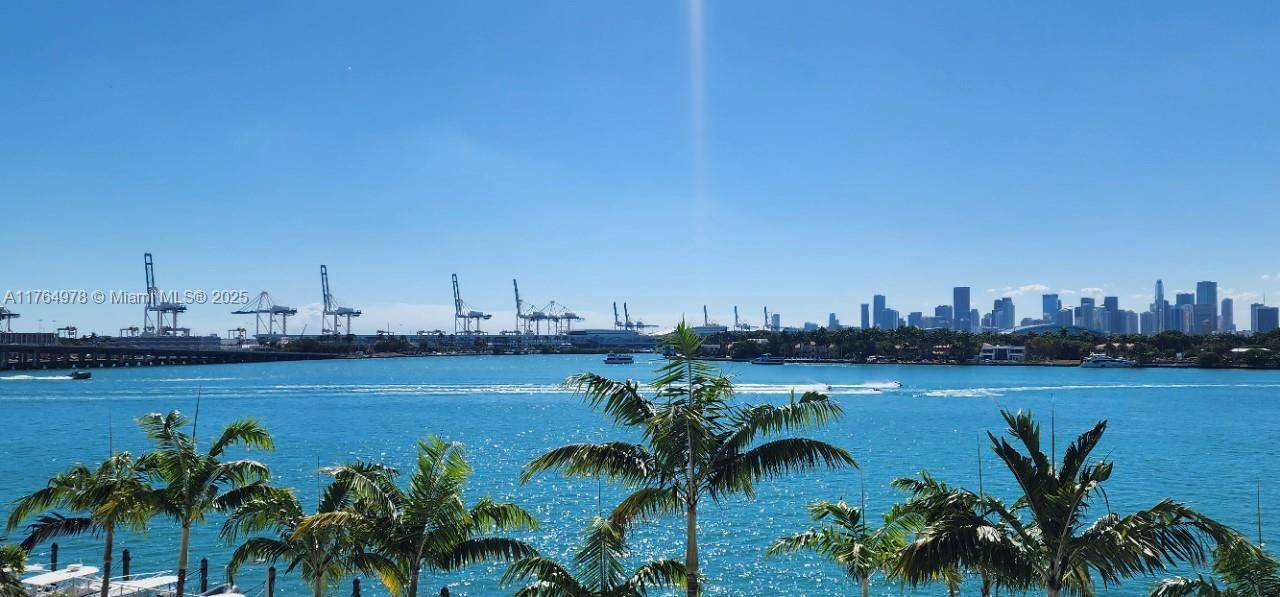 Fully renovated penthouse with soaring 10' ceilings and 950 sq ft of living space.