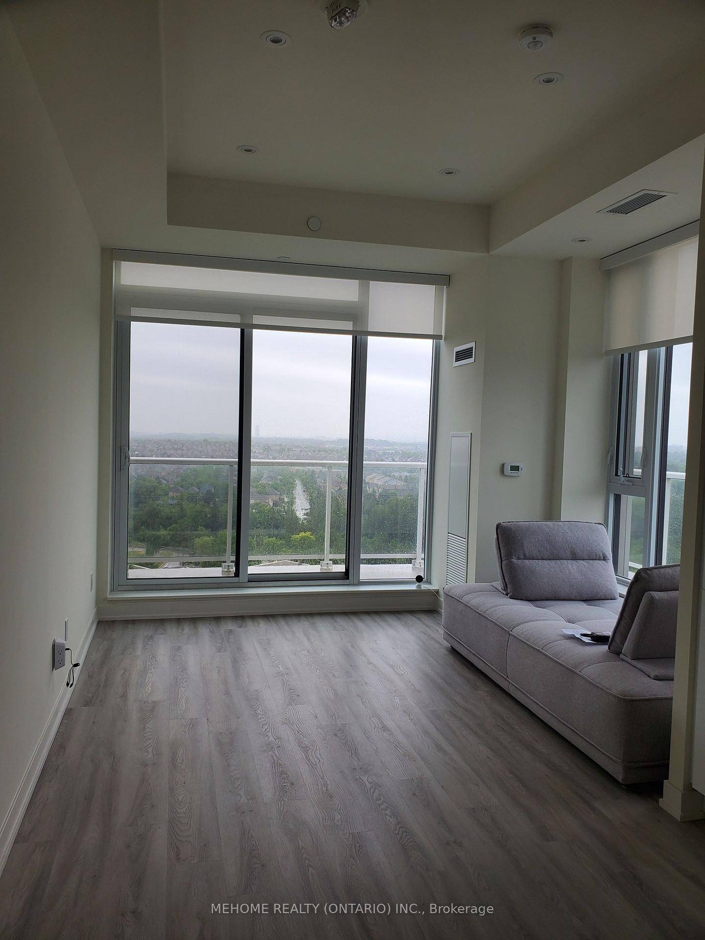 Brand New Luxury 1 year old Building.