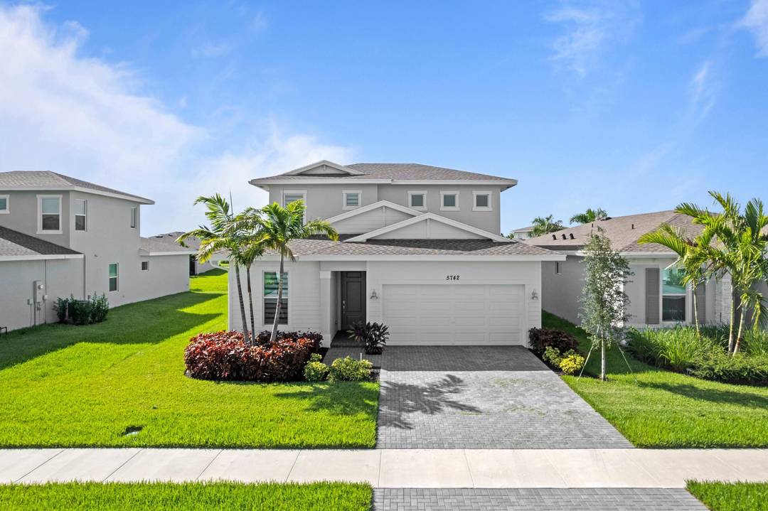 SEASONAL OR ANNUAL RENTAL UNFURNISHED FURNISHED ABSOLUTELY GORGEOUS NEW CONSTRUCTION 2 STORY HOME PRESTIGIOUS 55 GATED COMMUNITY, DELRAY TRAILS PRIME DELRAY BEACH LOCATION Hurricane Impact Windows Doors Bright Open Floor ...