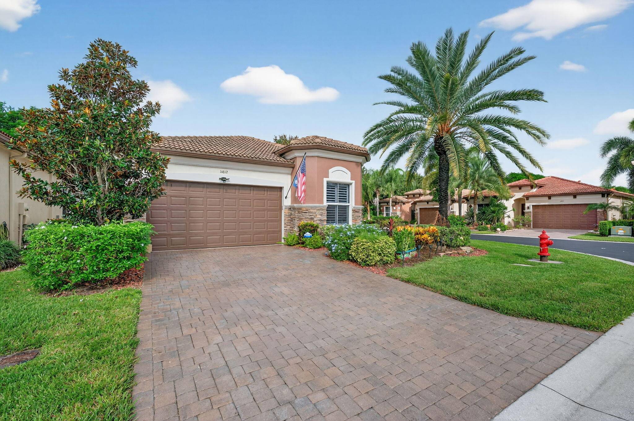 Welcome to Villaggio Reserve, one of Delray Beach's most desirable active lifestyle communities.