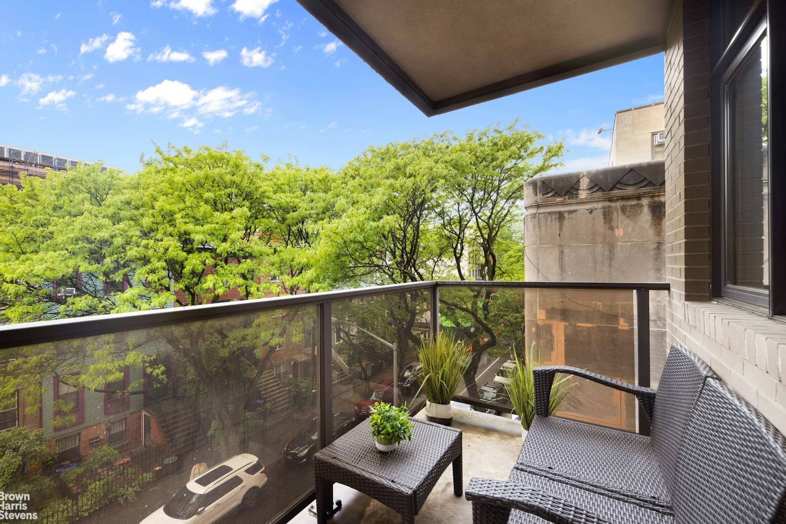 SUN FILLED 2 BED, 2 BATH CONDO WITH PRIVATE OUTDOOR SPACE amp ; SERENE GARDEN VIEWS This bright and spacious condo in the heart of Boerum Hill offers rare features ...
