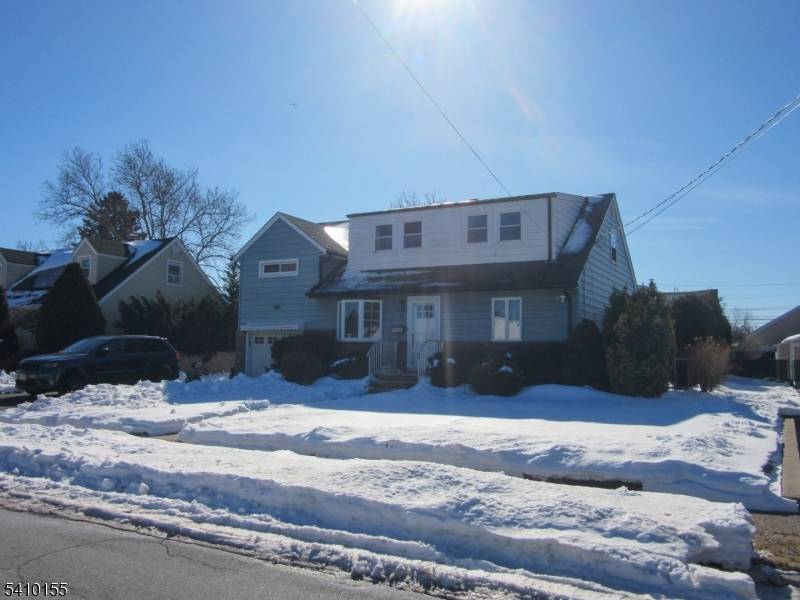 Welcome to this beautiful, move in ready, Split Level style, gorgeous home !