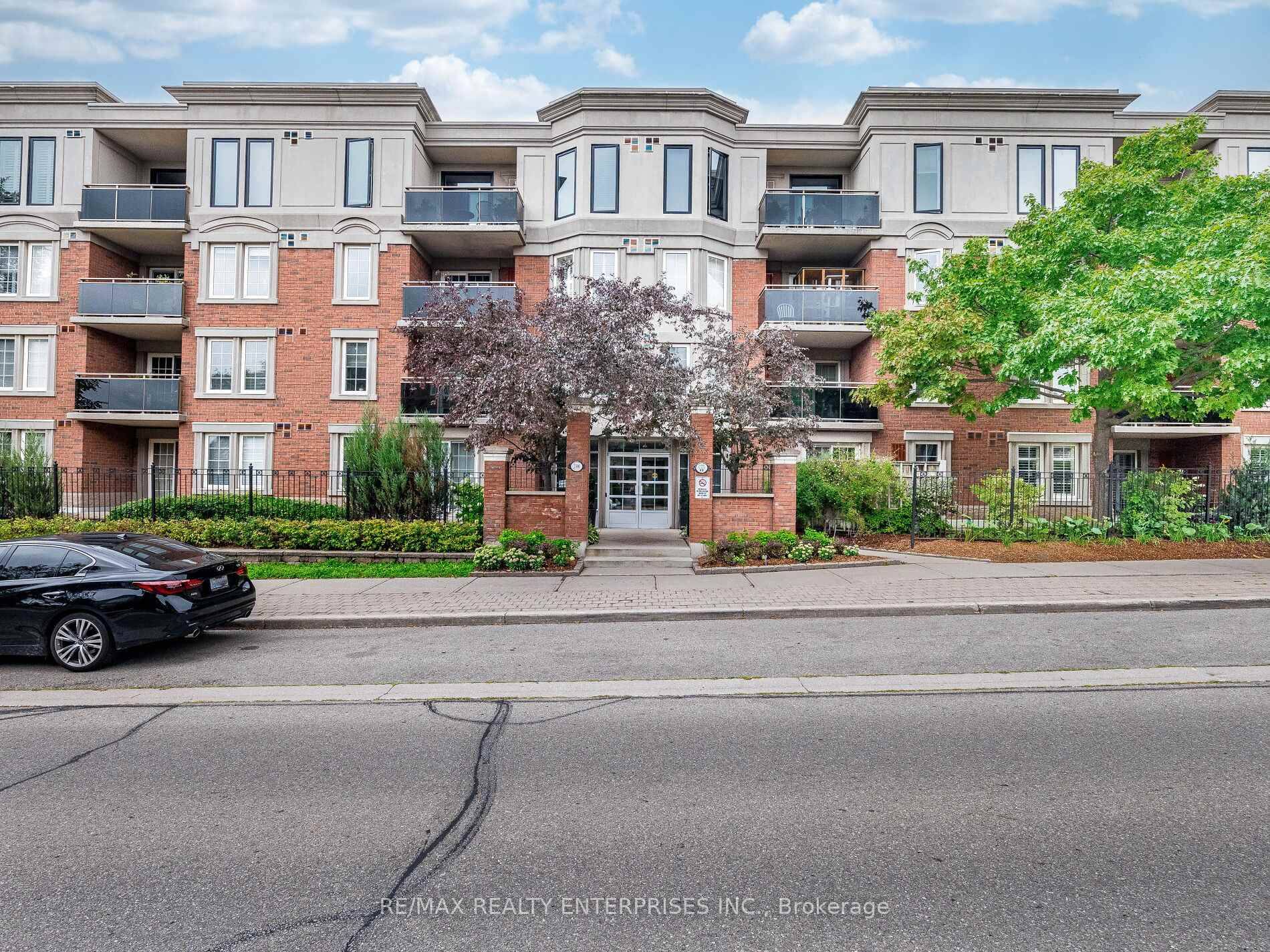 Welcome to Unit 303. This boutique condo is in a prime location.