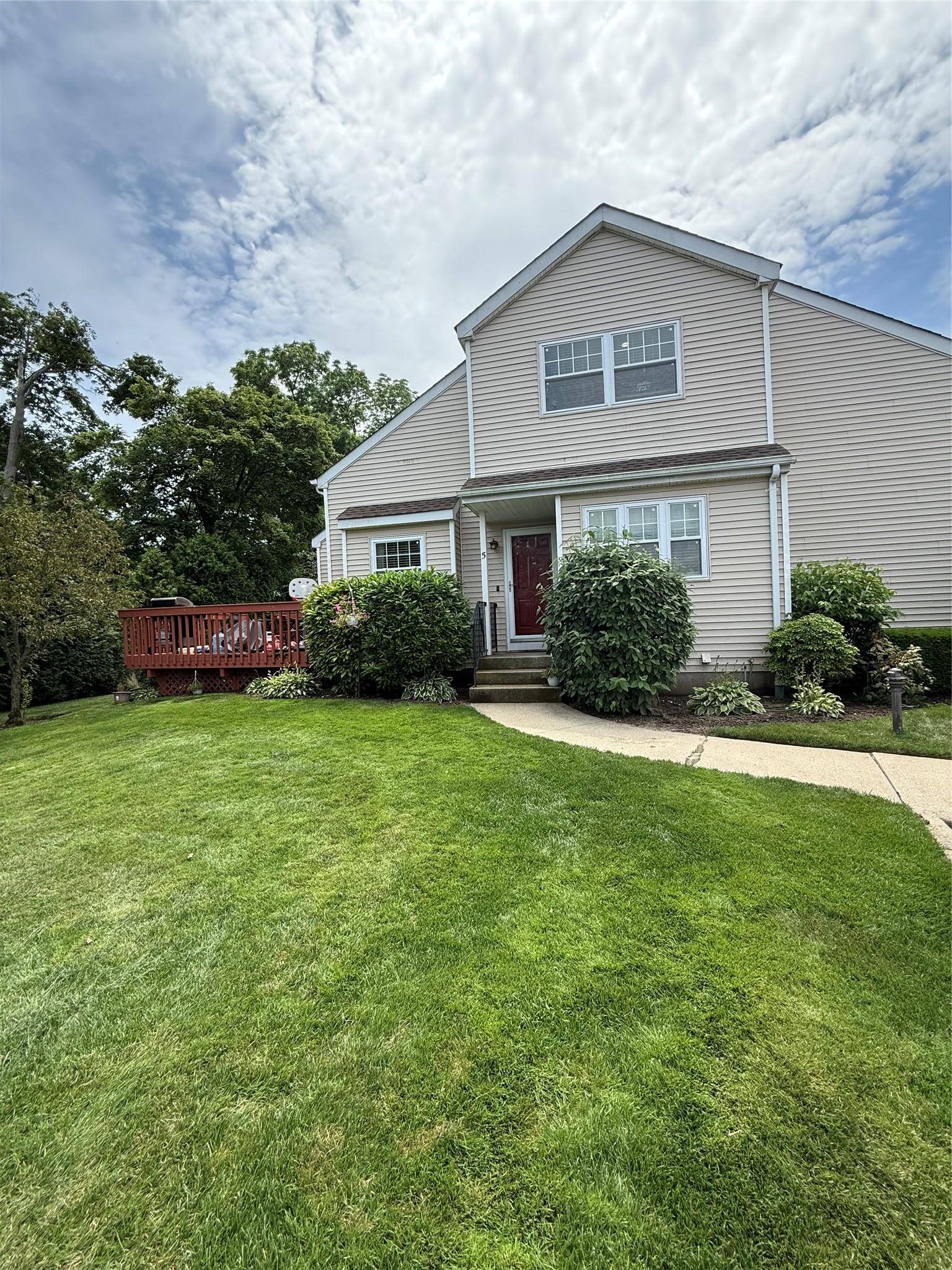 Beautifully maintained corner unit townhouse offering 2 bedrooms, 2 bathrooms.
