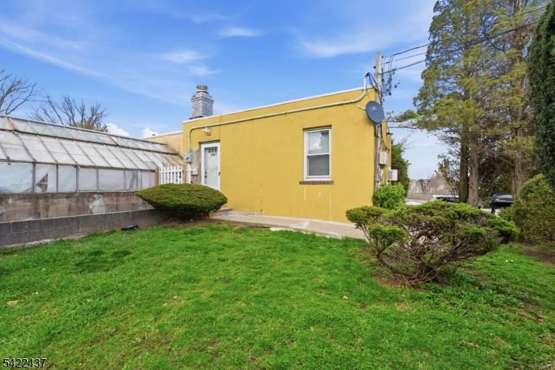 Prime mixed use opportunity on a highly visible corner lot totaling 10, 454 sq ft.