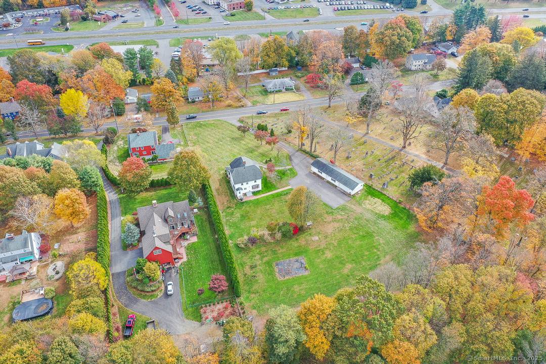 Experience timeless elegance in the heart of Berlin's Historic District.