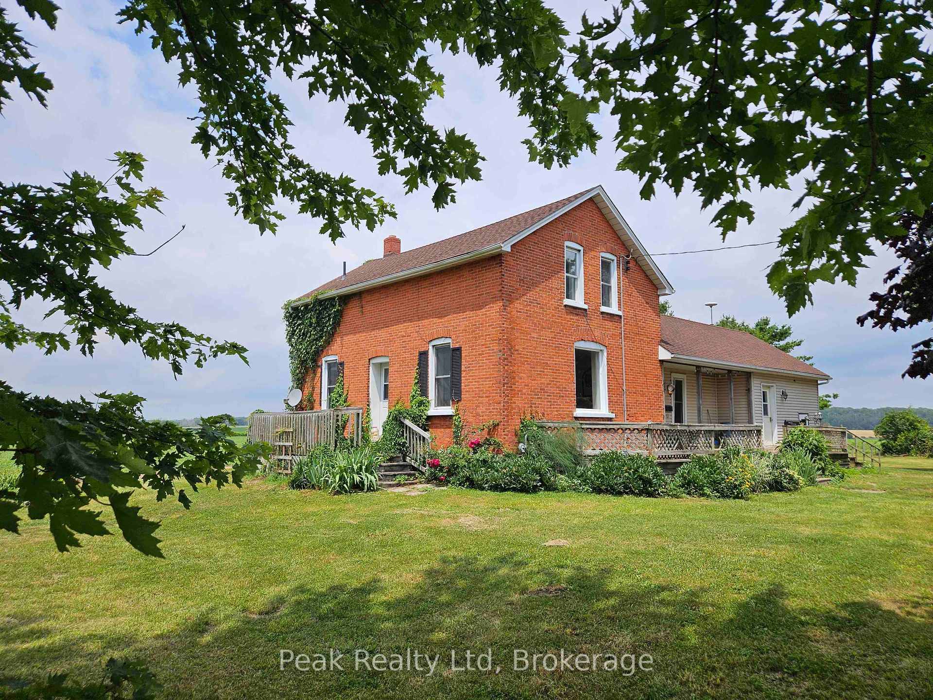Discover the charm of country living with this delightful home located just outside Belgrave, Ontario, on a generous 1.