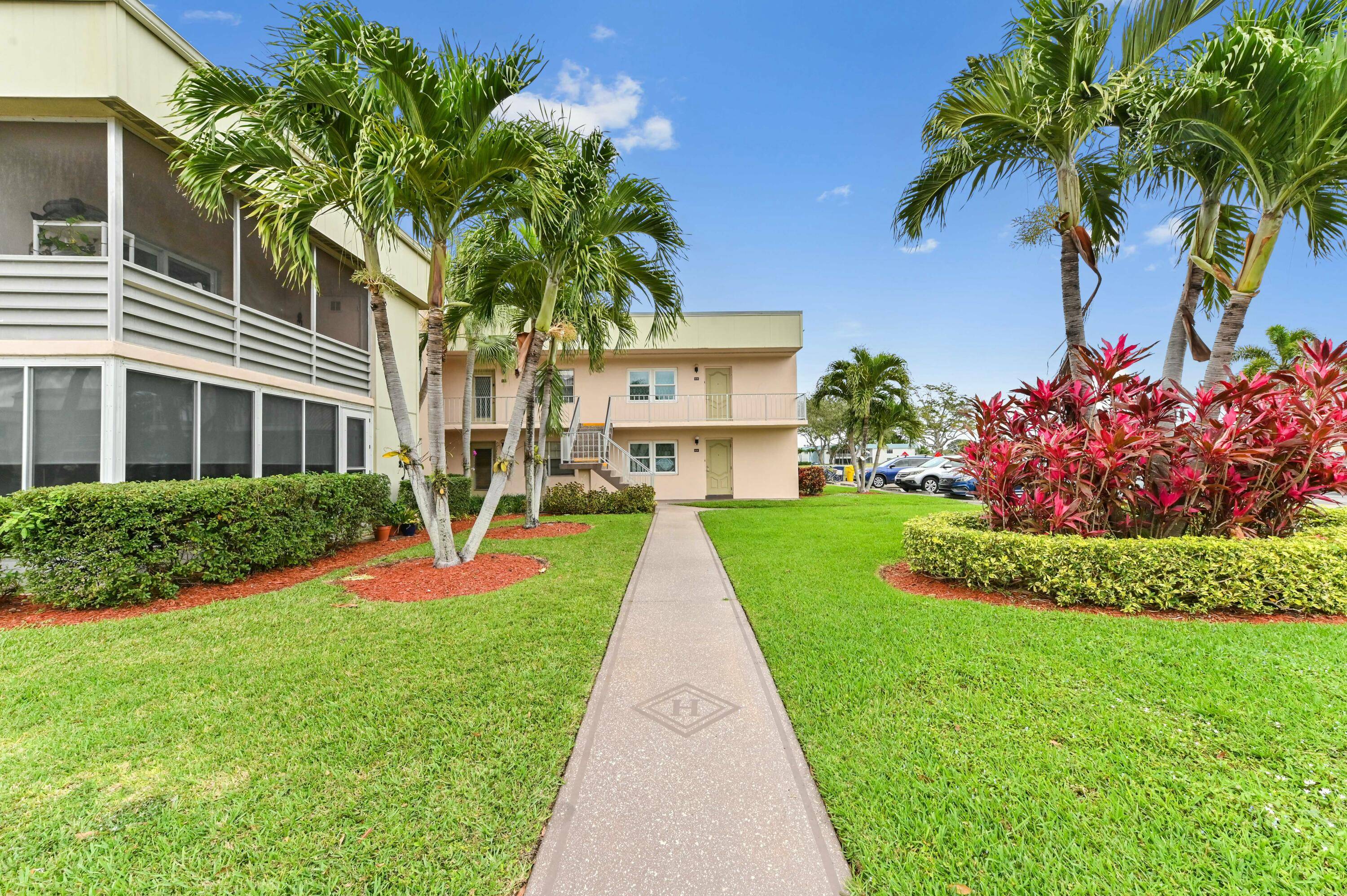 Discover the charm of this remarkable 2nd floor condominium positioned at 364 Capri H, Delray Beach, Florida, situated within the vibrant Kings Point active adult community.
