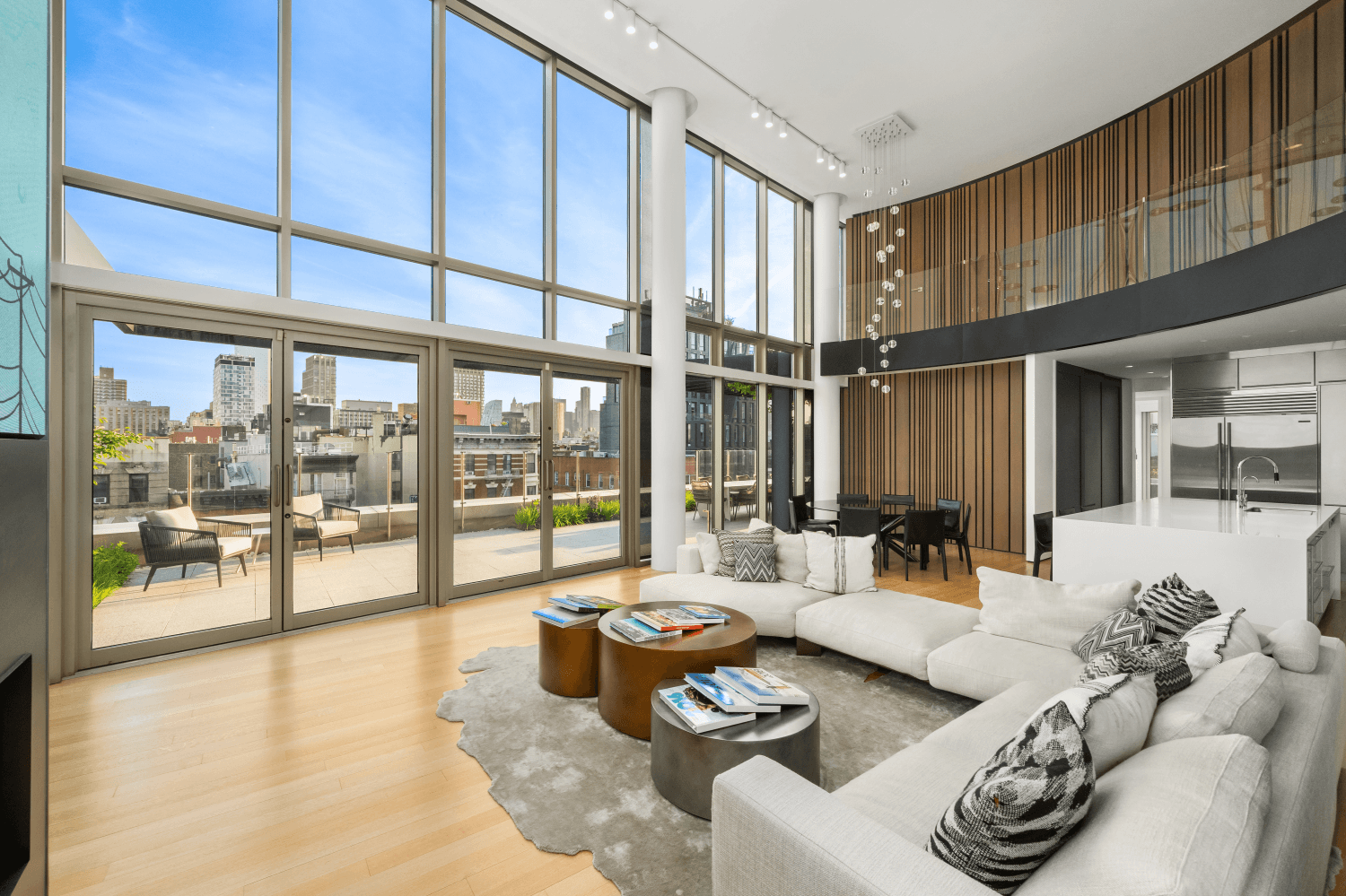 Designed by industry leading architects SAOTA, known worldwide for their innovation and impeccable use of flow and functionality, Penthouse 1 at the coveted full service One Avenue B condominium is ...