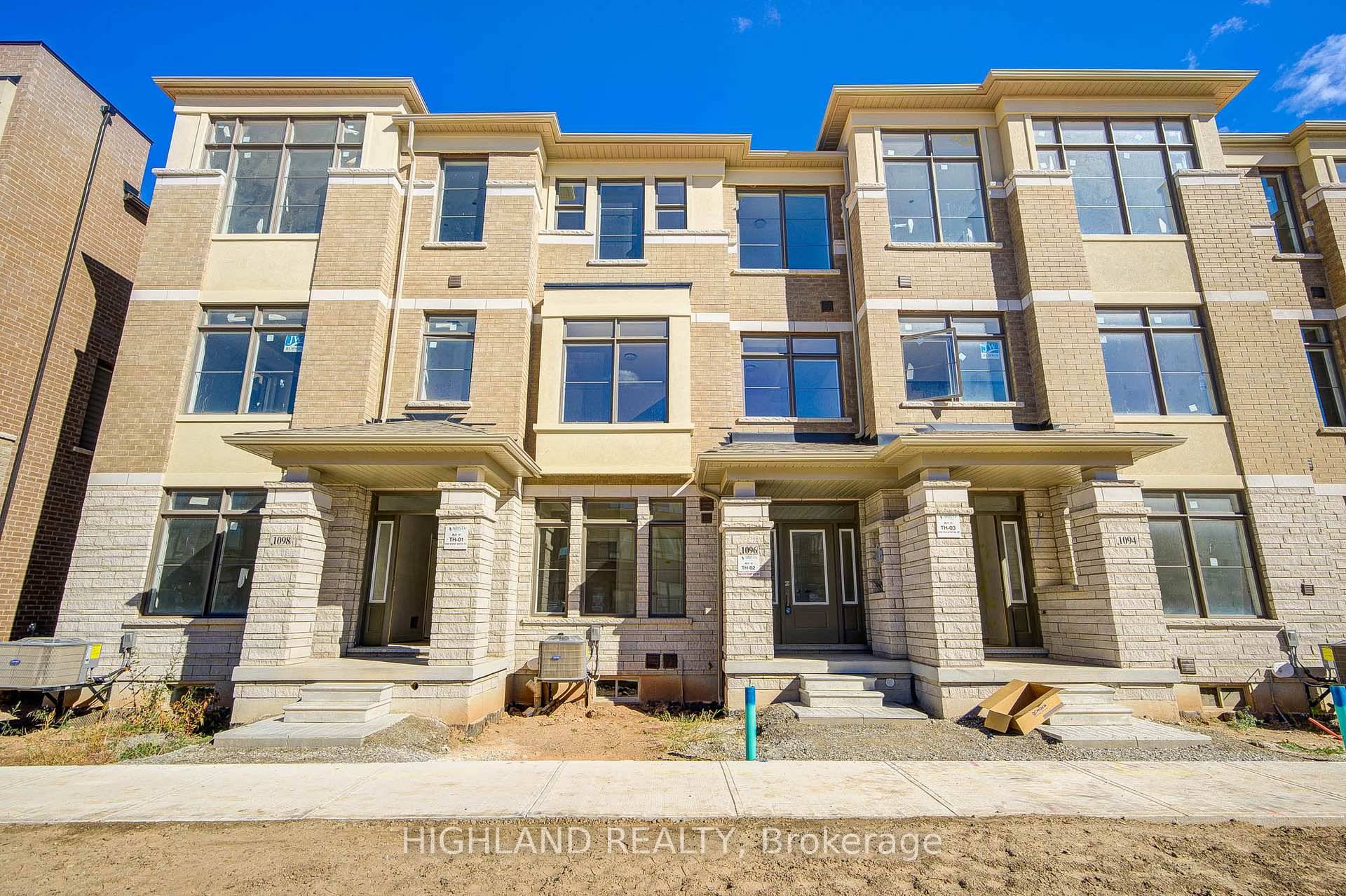Brand New amp ; Luxury Townhouse W 4 Bedrooms amp ; 3.