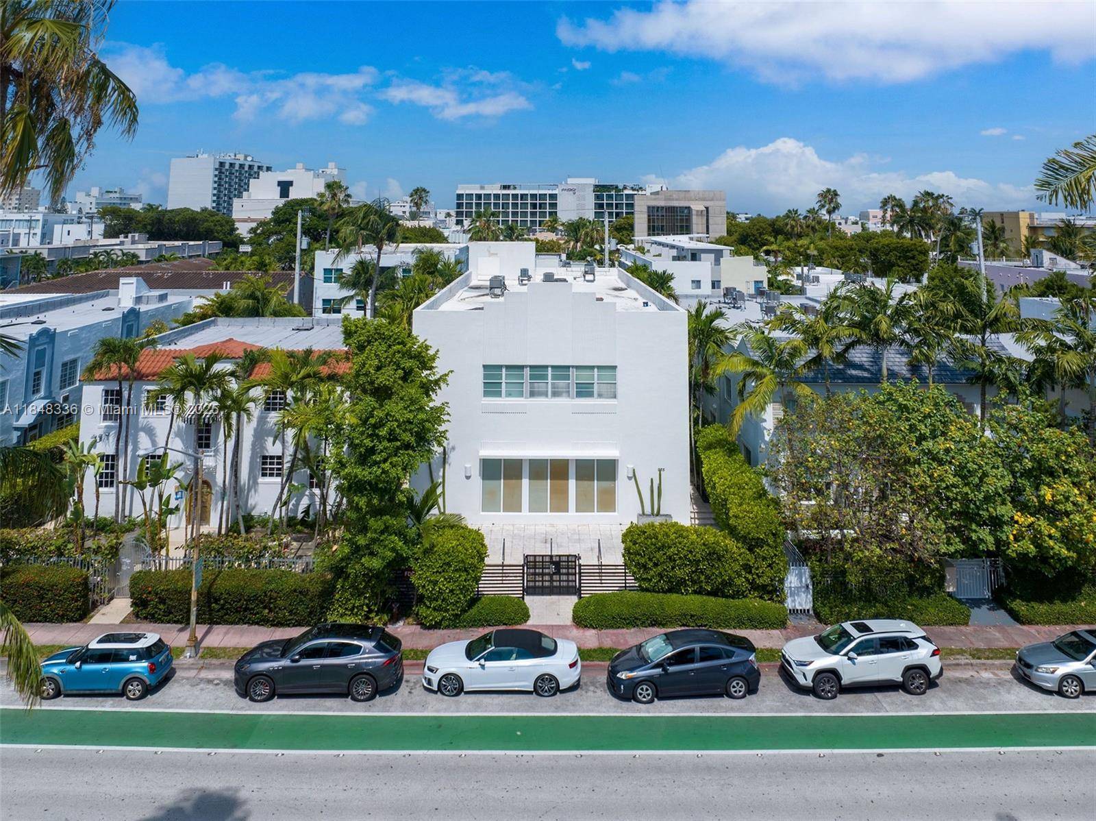 A true one of a kind in the heart of Miami Beach s iconic Art Deco District !