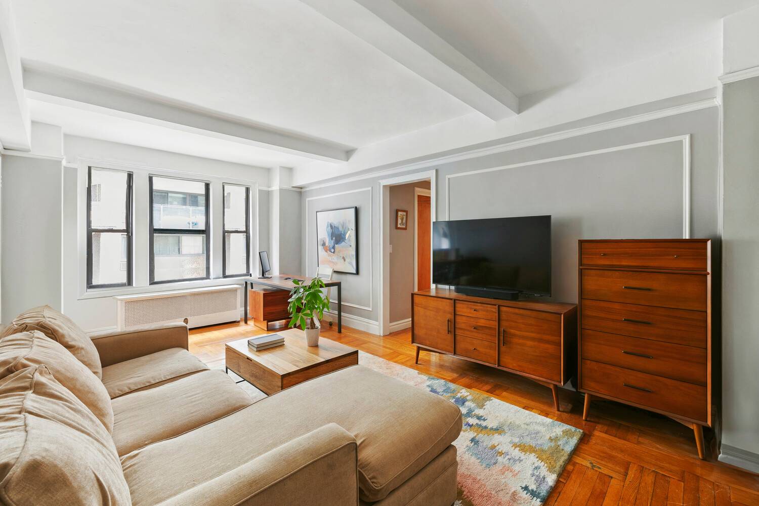 Welcome to Apartment 3H, a Bright and Spacious Pre War Gem on 96th Street !