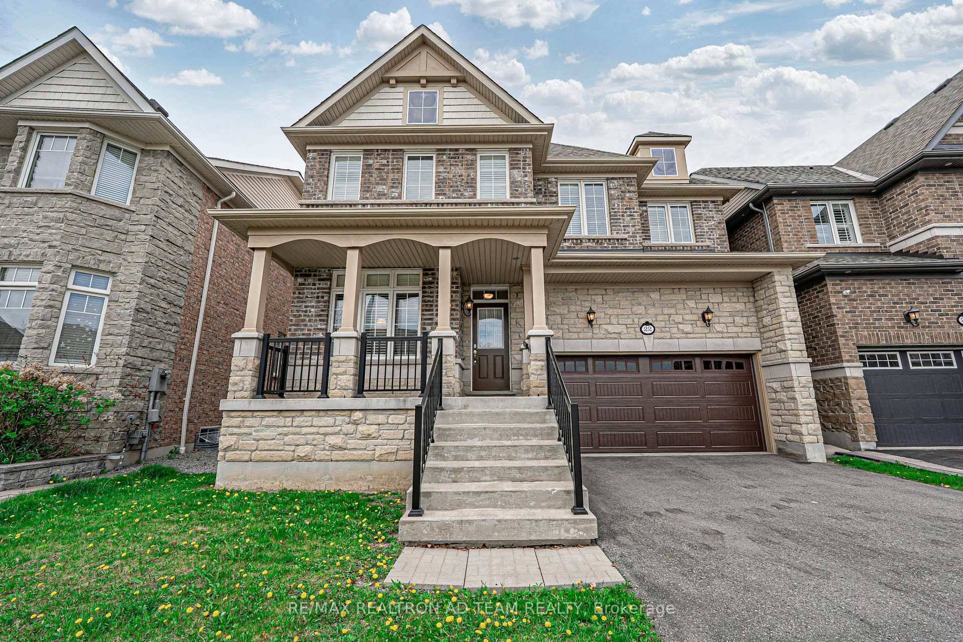 Stunning All Brick And Stone Detached 2814 Sq.