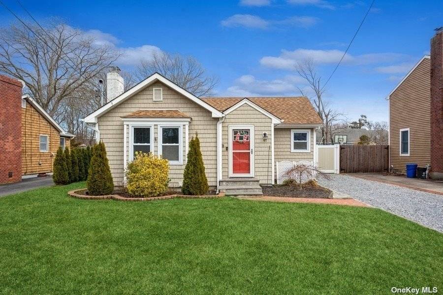 Welcome to this charming and beautifully renovated 3 bedroom, 1 bathroom home in lovely Patchogue.