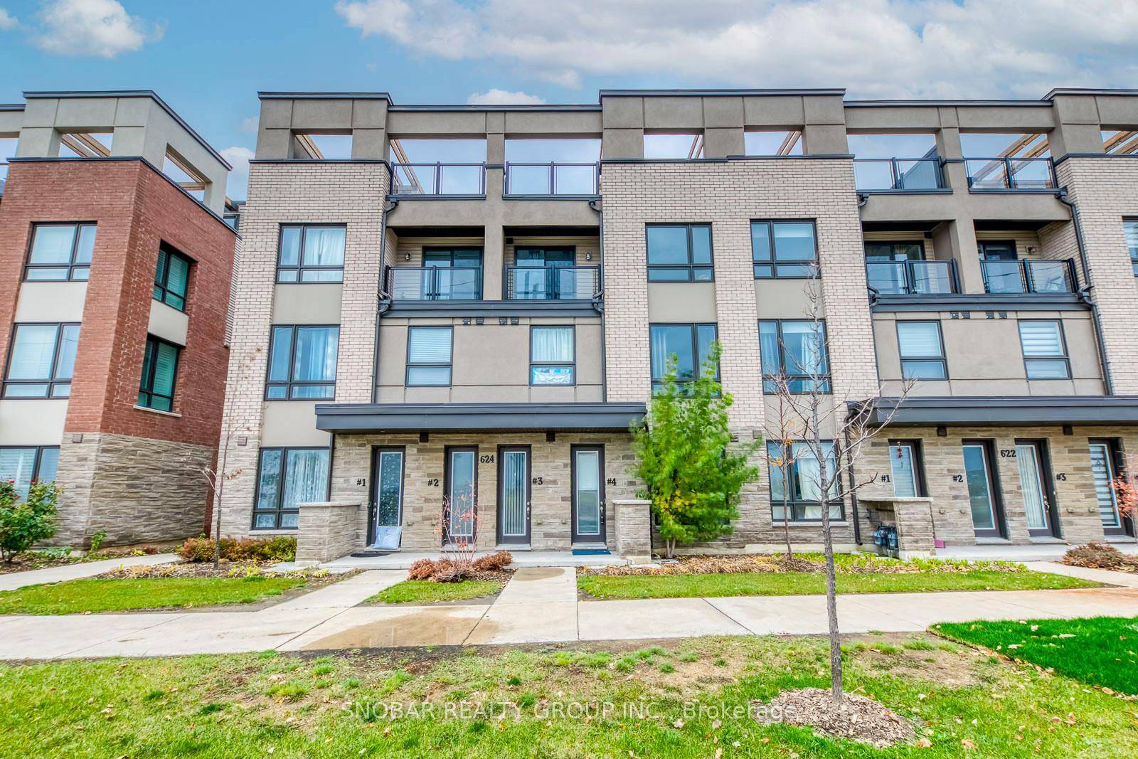 Come see this modern and bright 3 storey townhouse located near Woodbine Racetrack and Woodbine Mall !