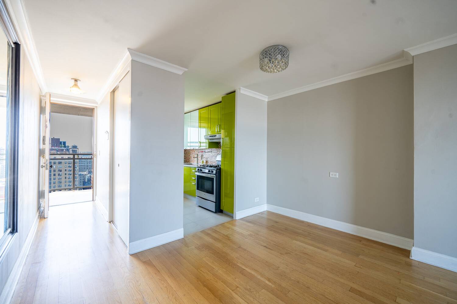Discover refined living in the heart of the Upper West Side with this beautifully renovated two bedroom home, complete with private outdoor space and sweeping city views.