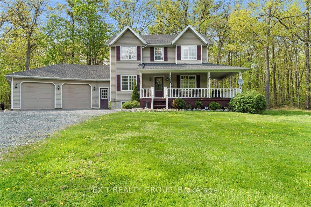 Country Comfort Meets Everyday Convenience Just 5 Minutes from Madoc Discover the perfect blend of rural charm and modern comfort in this beautifully maintained 4 bedroom, 4 bathroom home, set ...