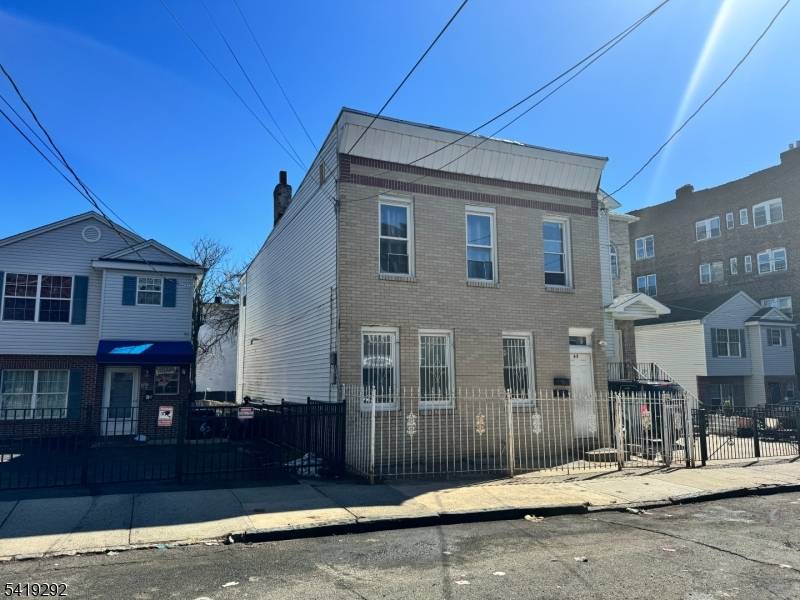 Income Producing 3 Unit Investment Property Newark, NJCash flowing multi family property in Newark featuring 3 bedroom, 1 bath units with long term tenants in place.