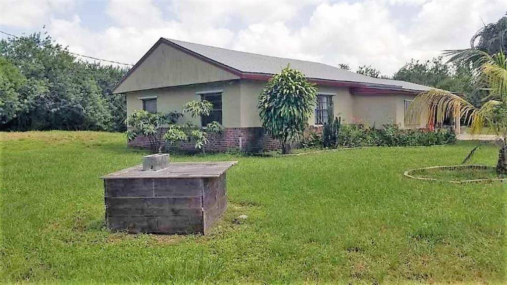 AS IS. 3 BEDROOMS, 2 BATH HOME ON 1 4 OF AN ACRE, SCREEN SWIMMING POOL, NEEDS TLC 1.