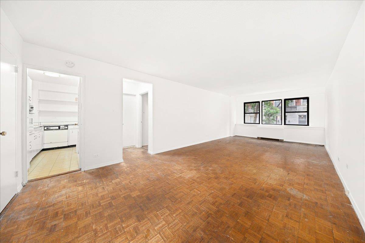 Priced to sell 1 bedroom at 520 East 81st Street.