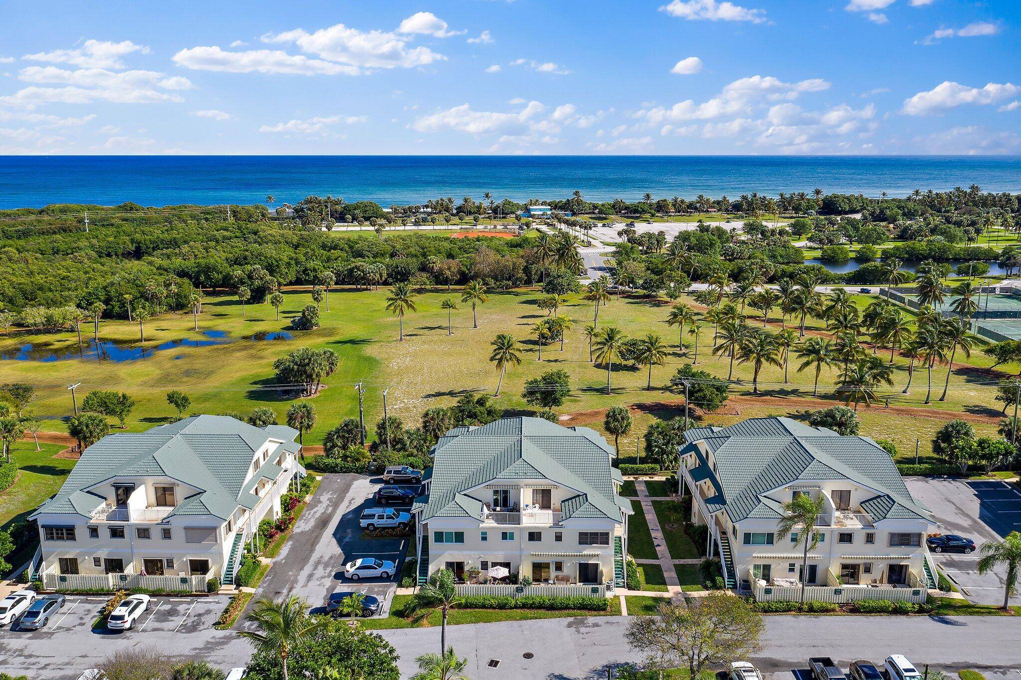 Introducing a stunningly renovated condo at Bella Vista On The Park, boasting 3 bedrooms and 2 1 2 baths.