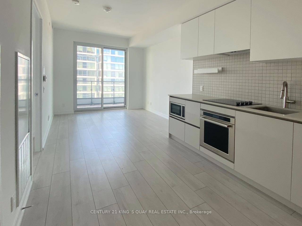 Immaculate Functional One Bedroom Unit In Transit City 3 amp ; In The Heart Of Vaughan Metropolitan Center.