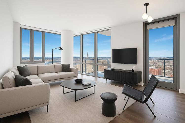 Gorgeous two bedroom with Balcony !