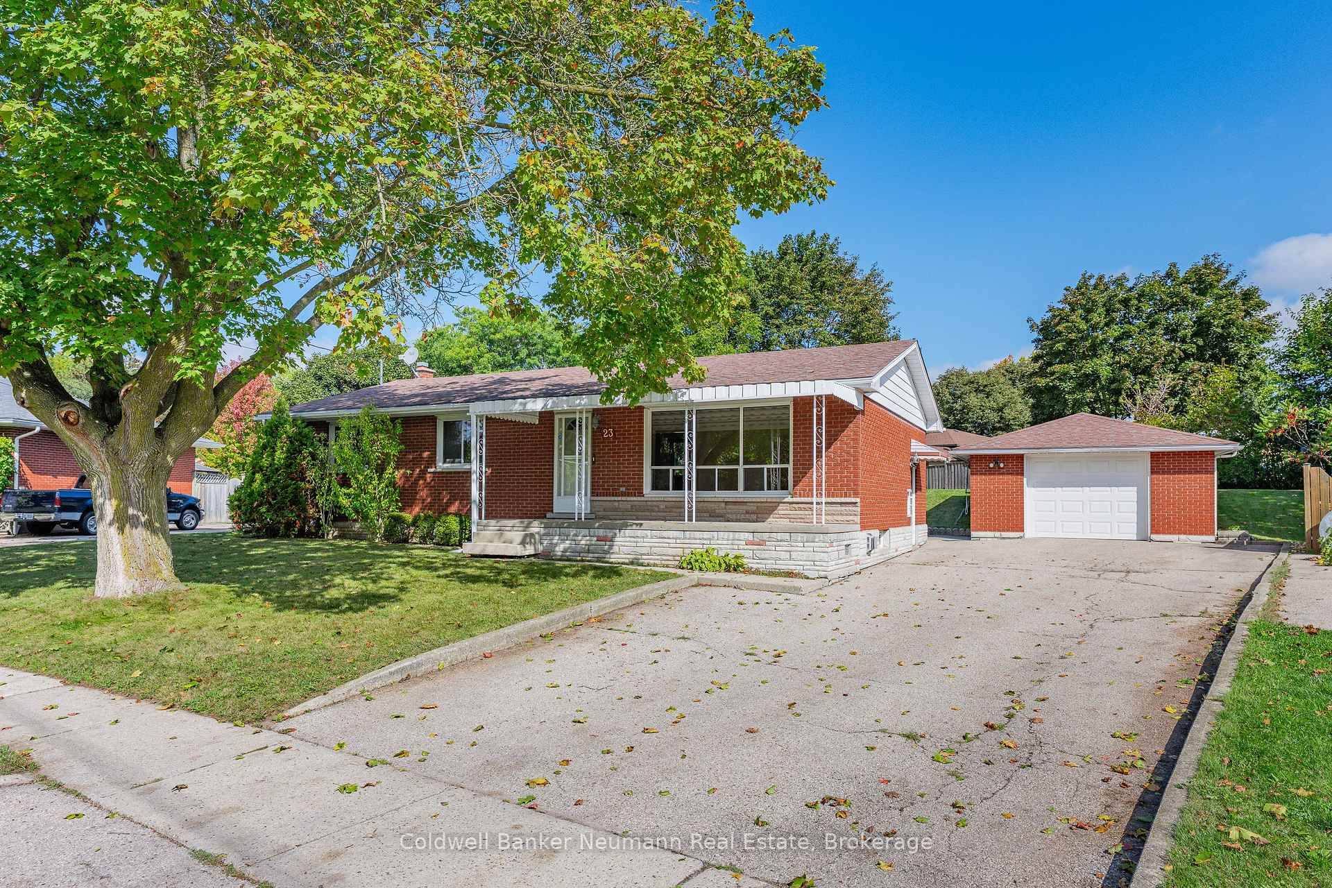Welcome to 23 Sunnylea Crescent, a lovingly maintained, one owner bungalow tucked away on a quiet Crescent in Guelphs desirable General Hospital neighbourhood.