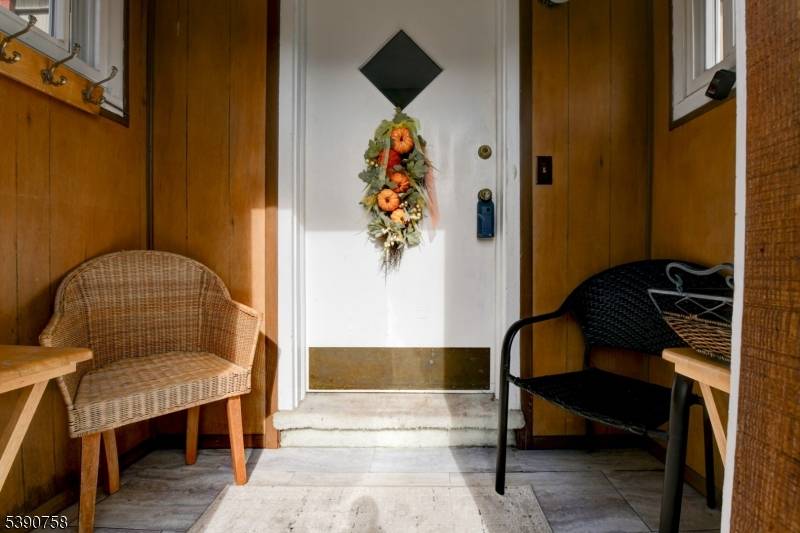 Charming 3 bedroom, 1 bath Cape Cod in desirable Battle Hill section of Union.