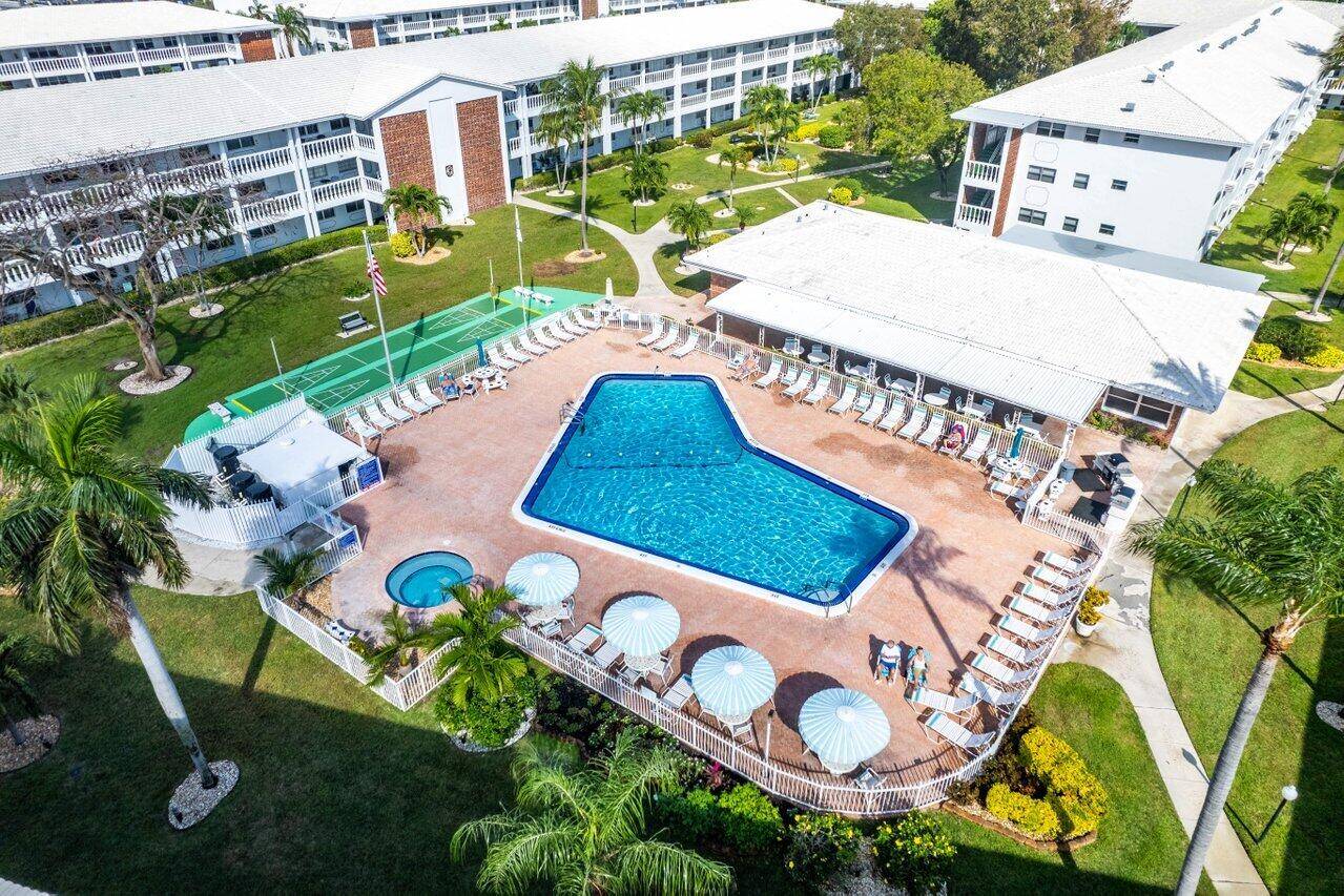 Welcome to 2455 Northeast 51st Street, Unit E102 in sunny Fort Lauderdale, FL !