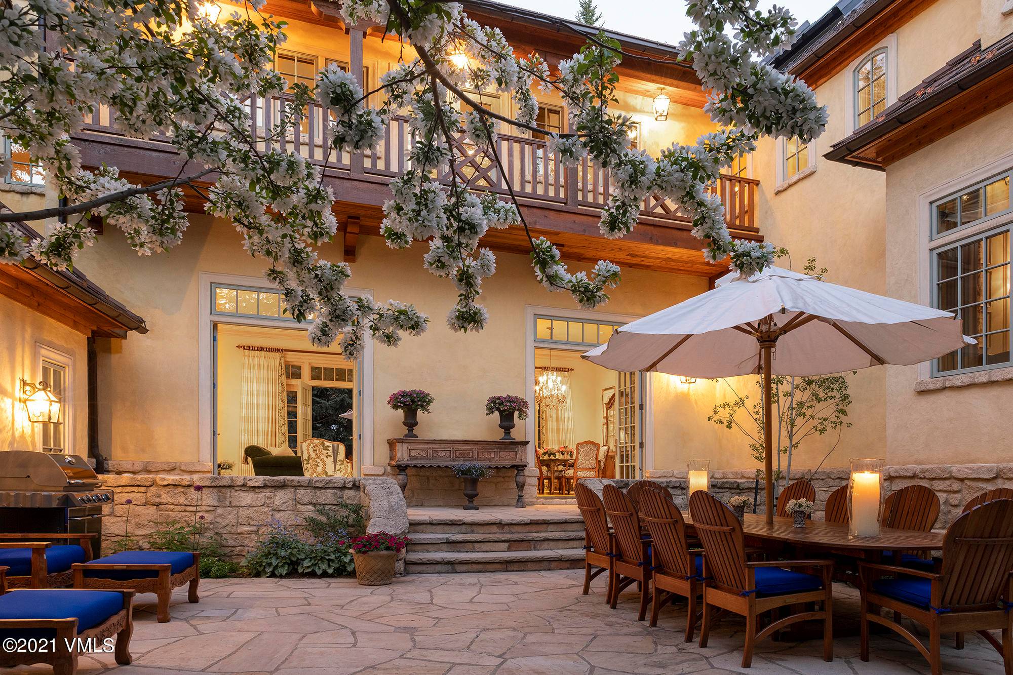 Situated in the iconic Mill Creek Circle neighborhood, mature trees give this home ample privacy, and yet you are just steps to Gondola One.