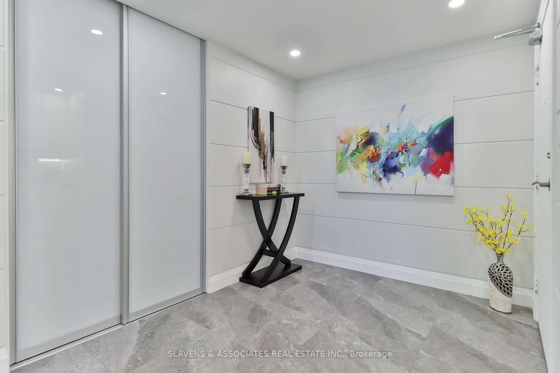 Stunning Renovated Condo in Prestigious Tridel Residence.