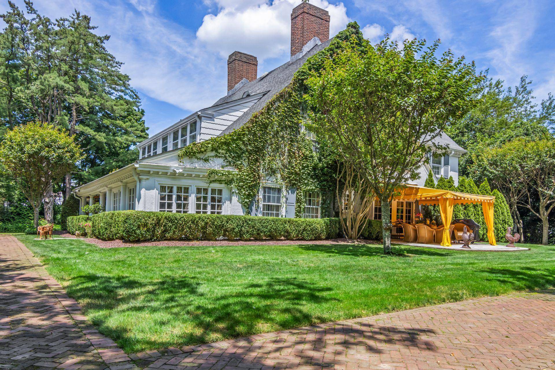 New to Market La Vielle Maison Experience Gilded Age elegance in this captivating Stanford White residence built in 1891, formally part of the original Morgan estate.