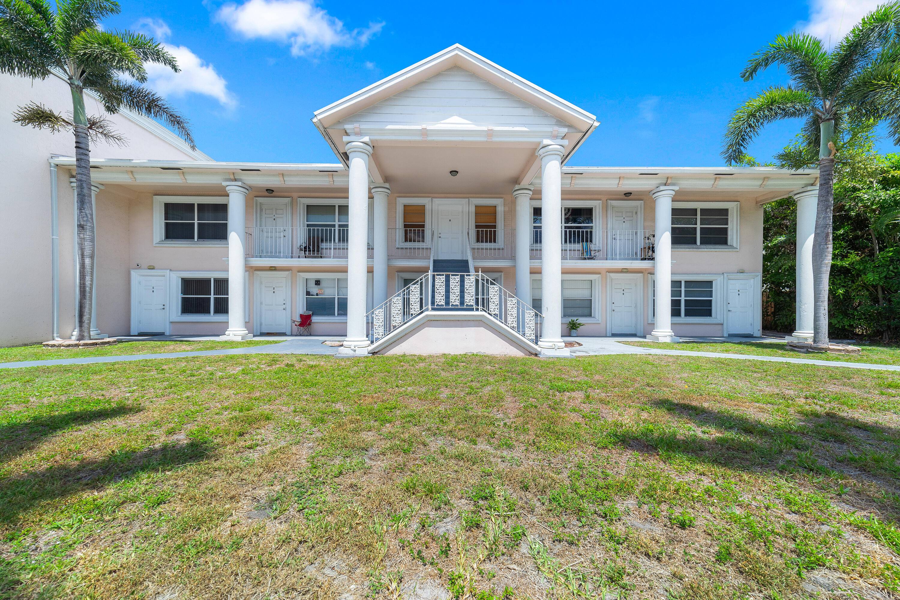 Welcome to this charming 2 bedroom, 1.