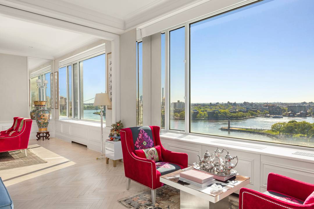 10 Gracie Square, Residence 11 12F Set within one of Manhattan's most distinguished riverfront cooperatives, Residence 11 12F at 10 Gracie Square is a rare legacy property that captures the ...
