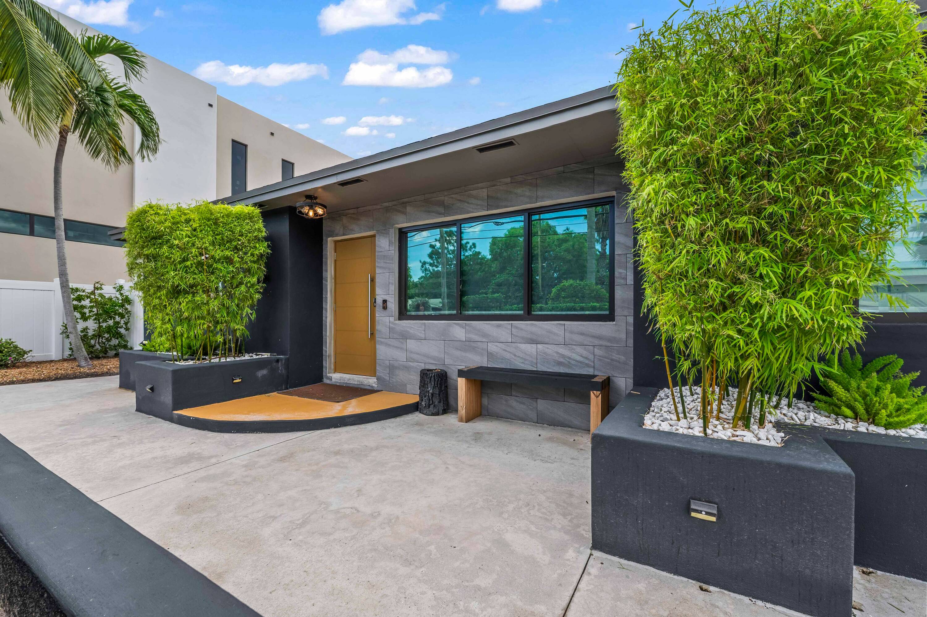 Timeless Downtown Delray Charm Just Two Blocks from Atlantic Avenue Sundy Village !