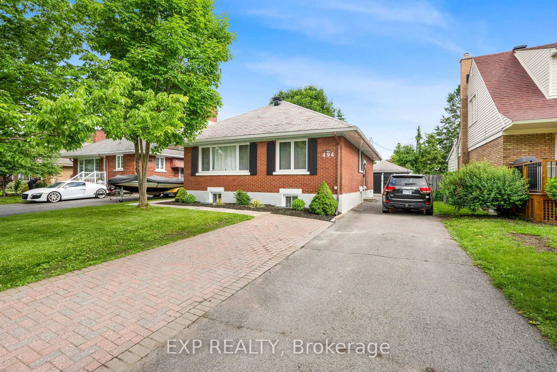 Welcome to 494 Wolffdale Crescent Where Smart Investment Meets Comfortable Living This charming legal duplex bungalow offers a rare combination of practicality, flexibility, and long term value.