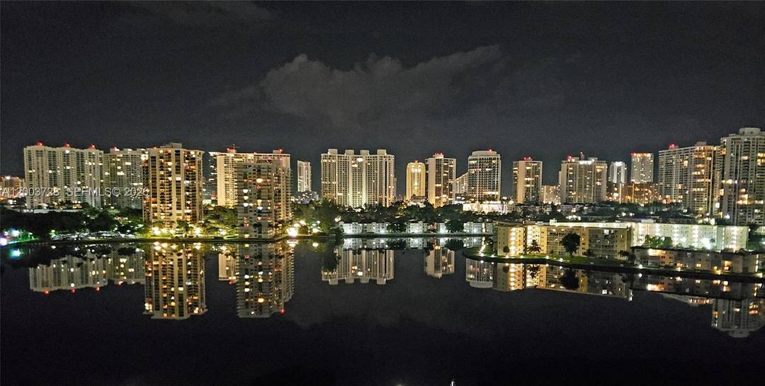 Boat Slip Included Penthouse with Deeded Marina !