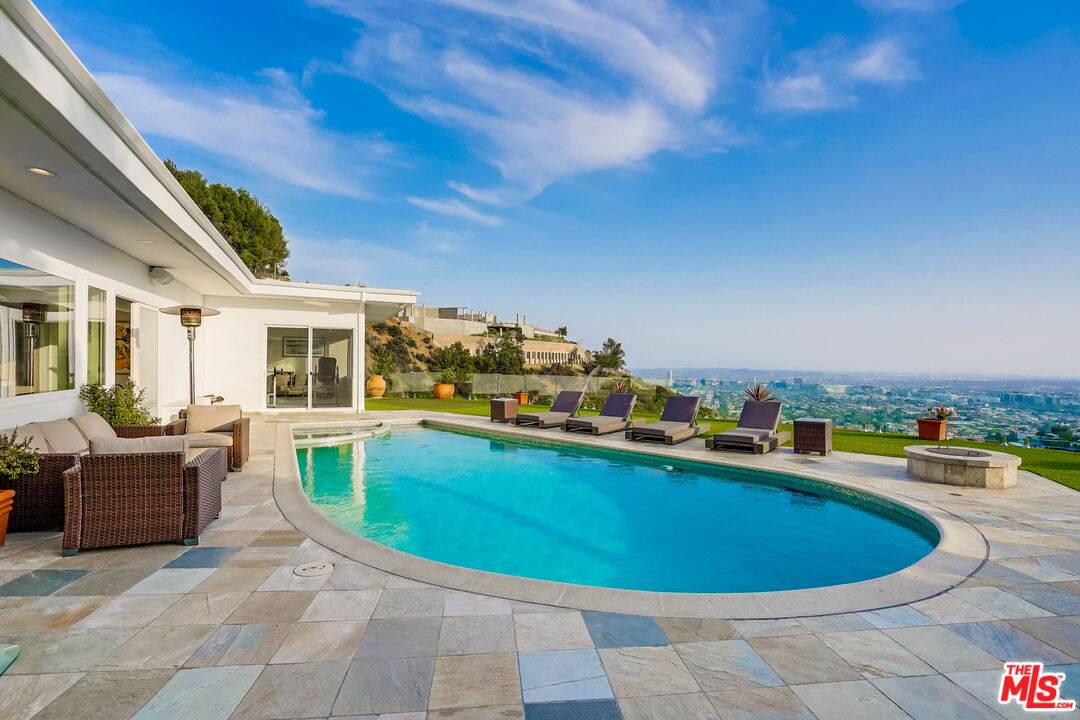 7834   Electra Dr Hollywood Hills East LA