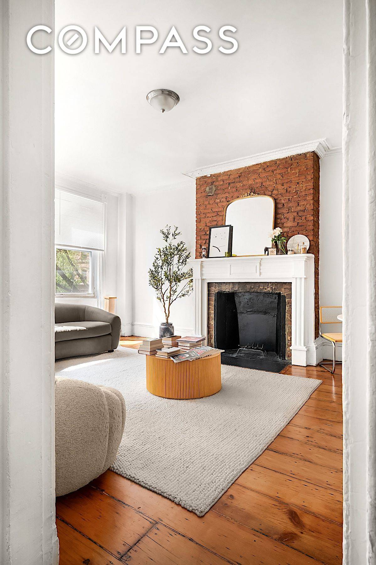 Rare and Beautiful one bedroom on Hudson and West 10th in the West Village !