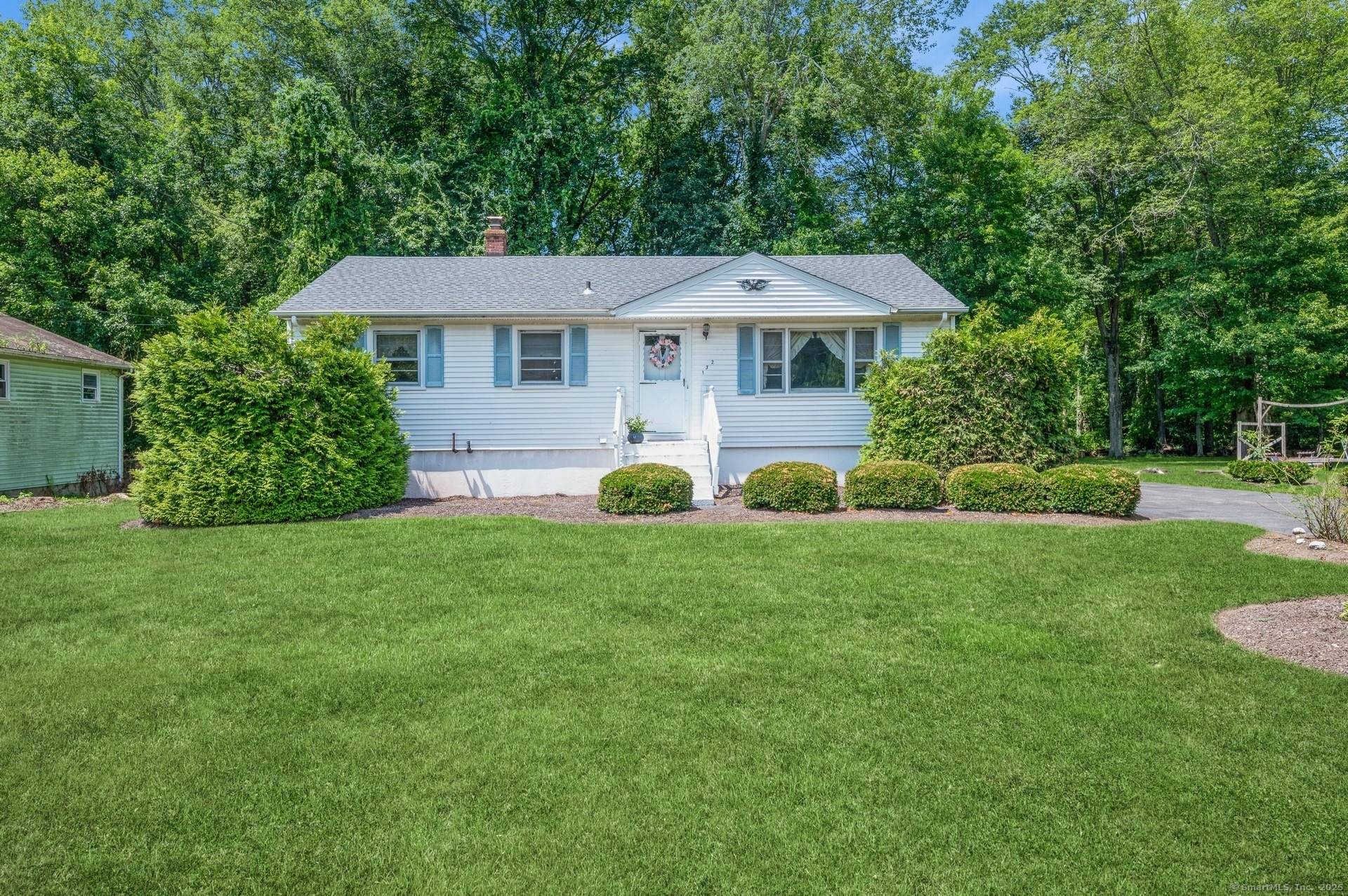 Cute as a button. This adorable ranch has all the charm you can imagine.