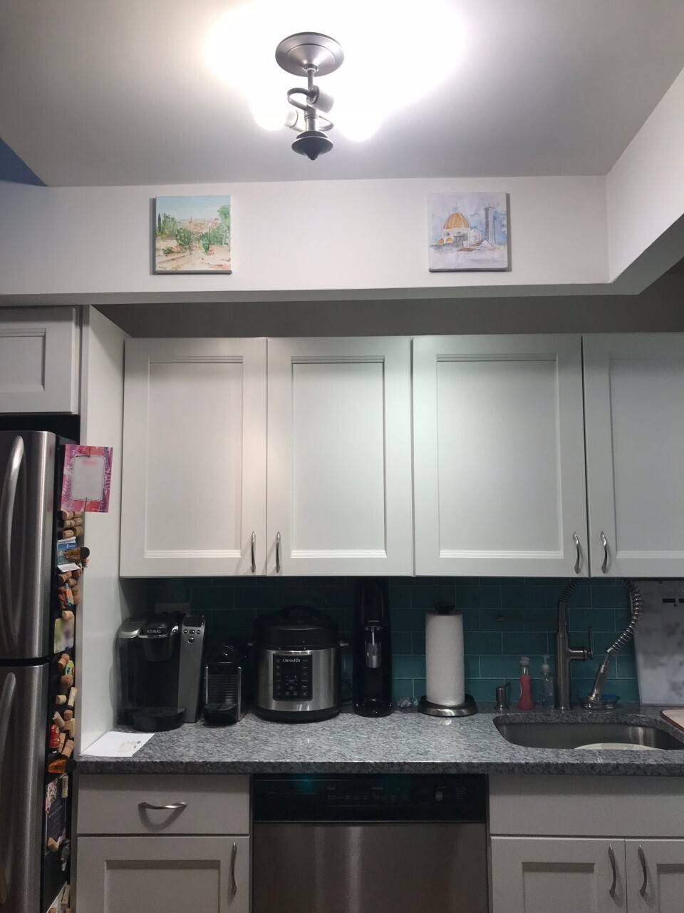 This is a unique investment opportunity to acquire a one bedroom triplex loft condo apartment and an ideal investment property.