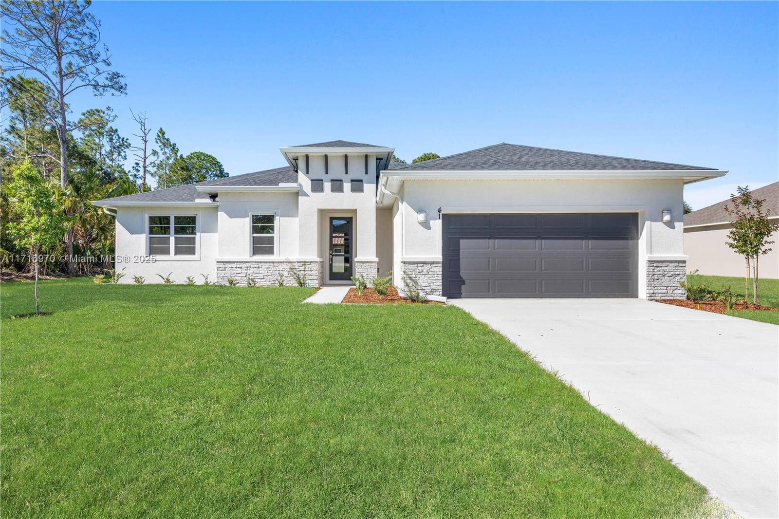 READY TO MOVE IN, CORNER LOT, CITY WATER !
